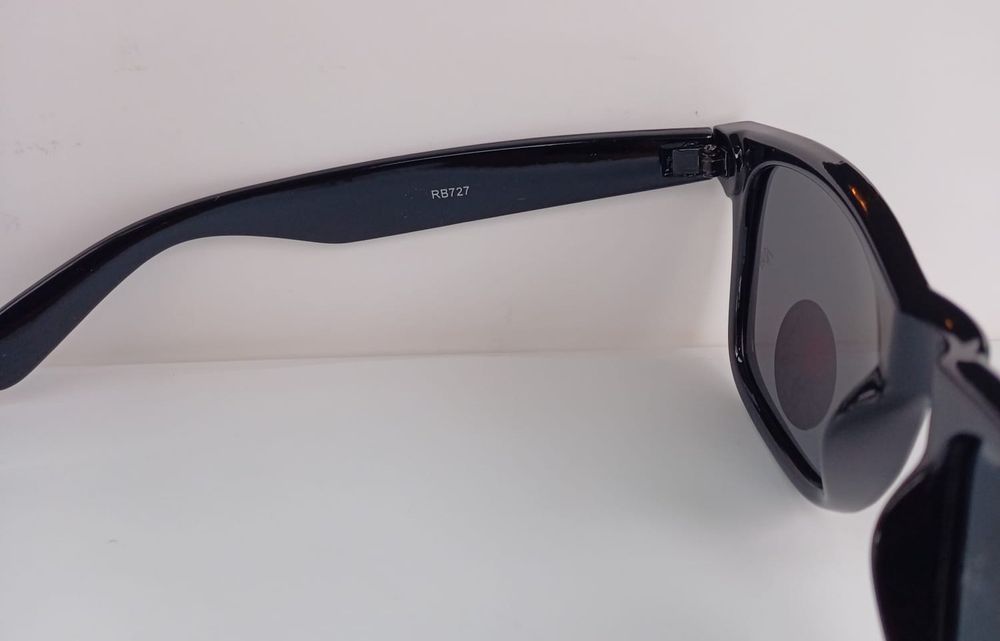 Ochelari de soare rb.727 lucios