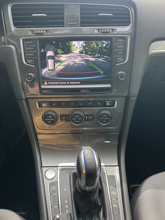 Volkswagen e Golf full electric de vanzare
