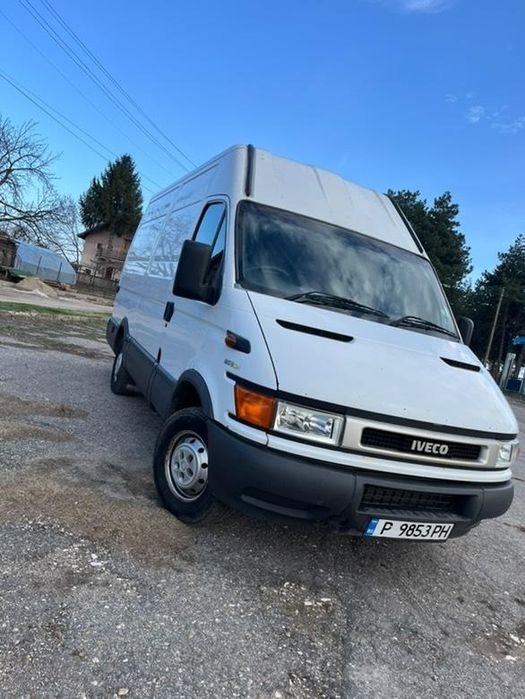 Продавам бус Iveco 35c12