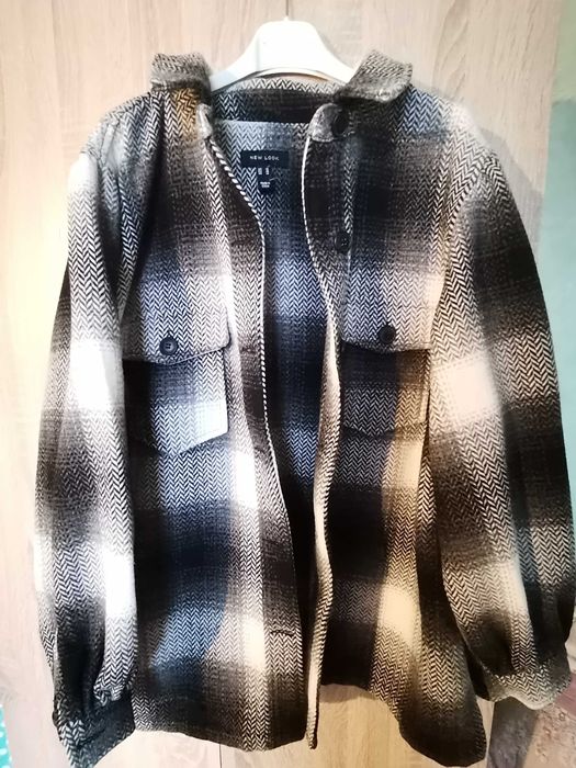 Мека дебела риза топ нова от Англия