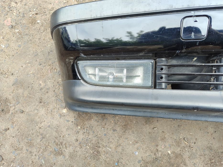 Передний бампер BMW E38