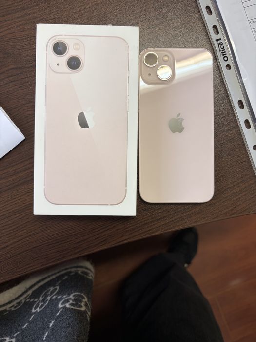 Продавам Iphone13