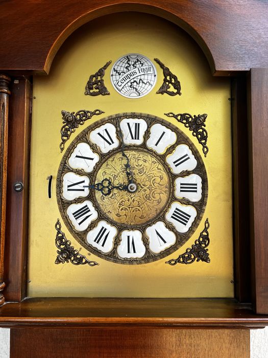 Ceas podea cu trei greutati !