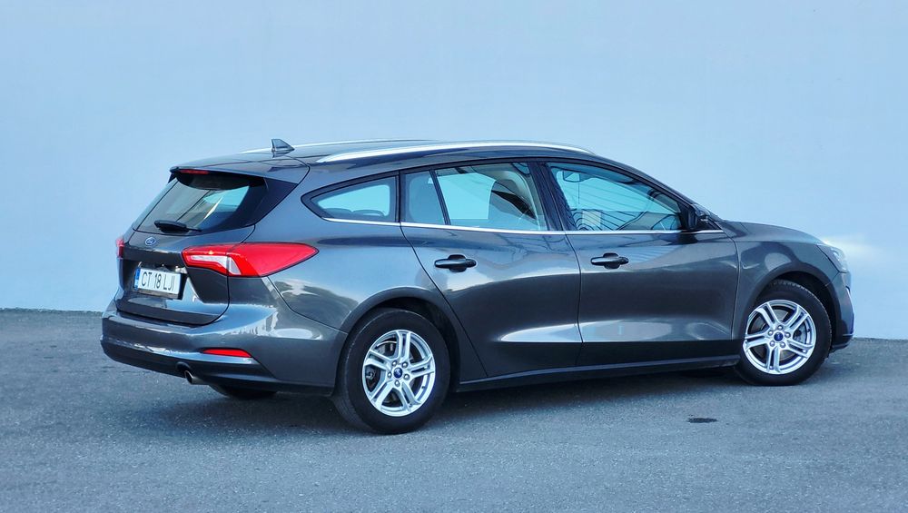 FORD Focus 2021 — imagine 4