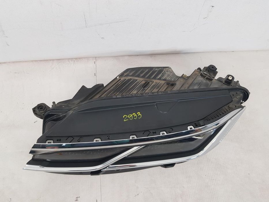 Far stanga full led VW Touareg dupa 2018