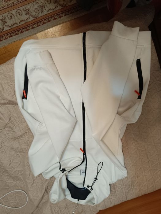 Суичер Zara L/XL