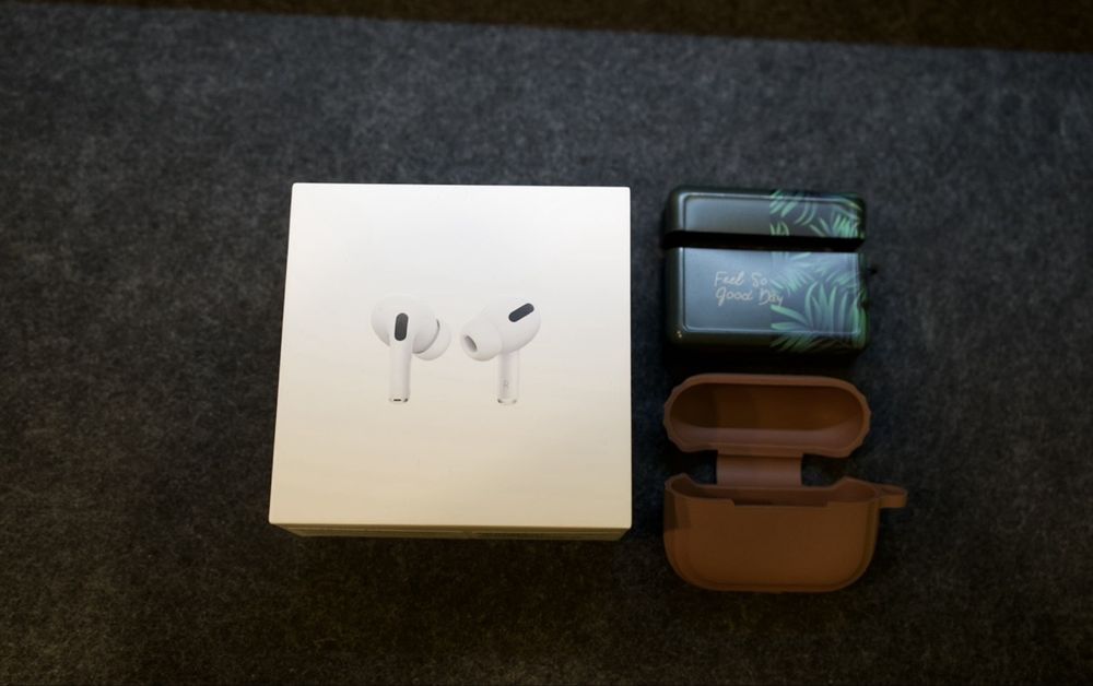 Apple AirPods Pro (1-во поколение)