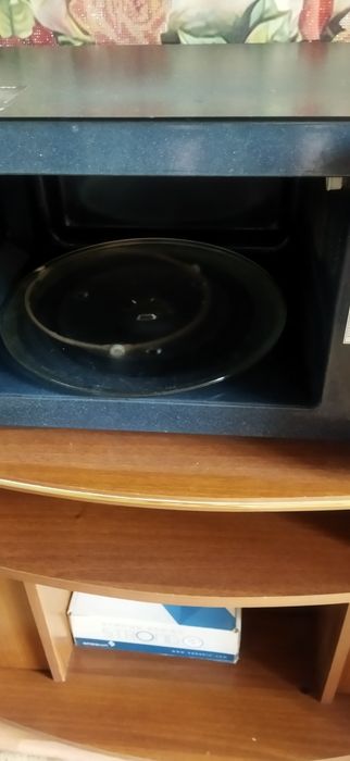 Микроволновая печь