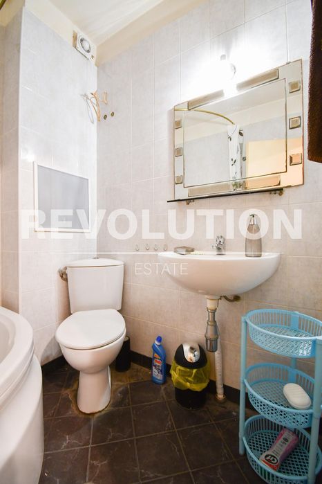 Дава се под наем Двустаен апартамент в София, Изгрев - 65 кв.м за 648.21 € - Снимка #7