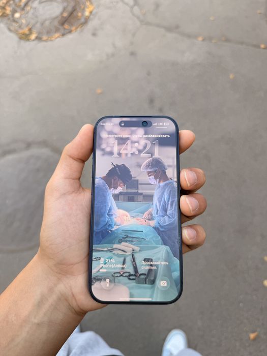 Iphone 17 pro 256 гб аккумулятор 100%