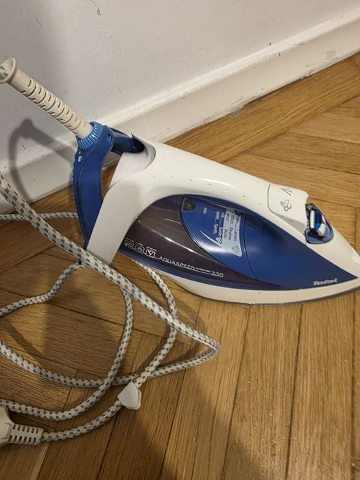 Vand fier calcat Tefal Aquaspeed 230