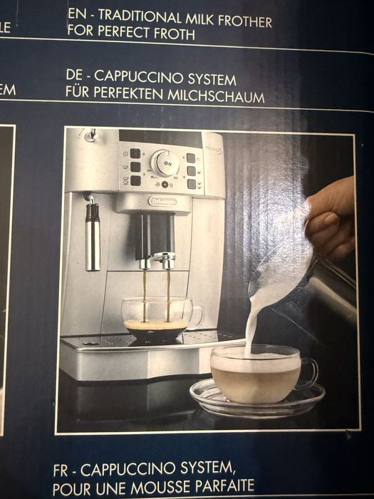 Aparat cafea DeLonghi Magnifica S ECAM 22.110