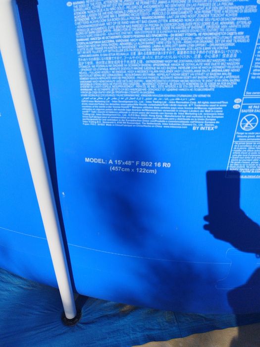 Vând piscină rotundă