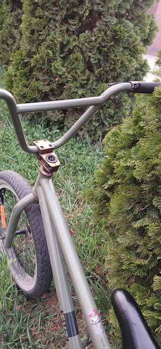 Велосипед BMX зелёный