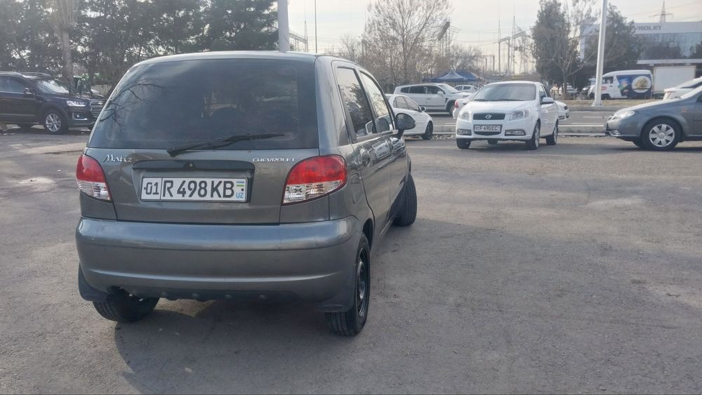 srochna sotiladi tel qilila