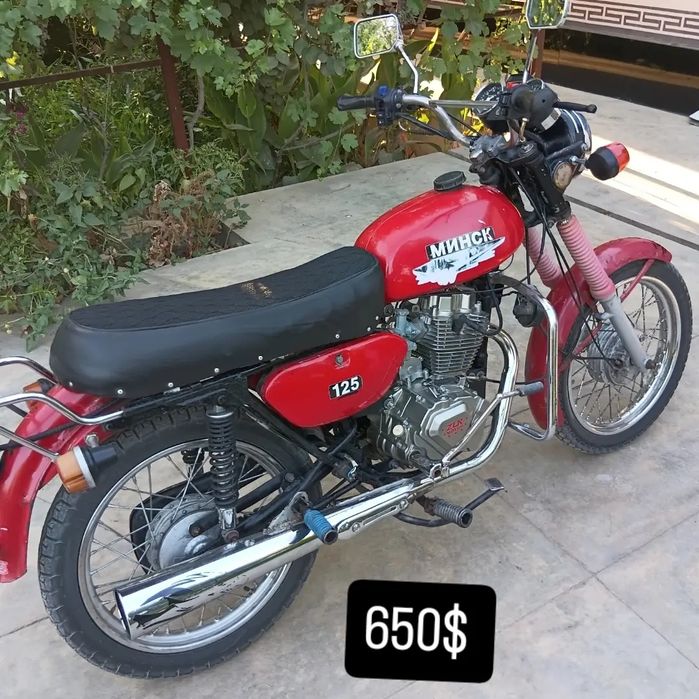 Minsk motosikl sotiladi. Holati yaxshi.150 mator qo'yilgan yangi