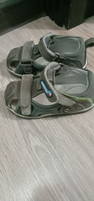 Сандали, босоножки