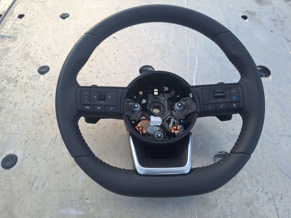 Мултифункционален Волан За Nissan Qashqai J12 от  2021-2024 Година