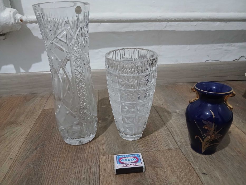 Вазы хрустальные продам