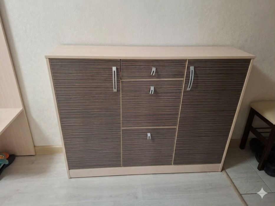 продам мебель в прихожую