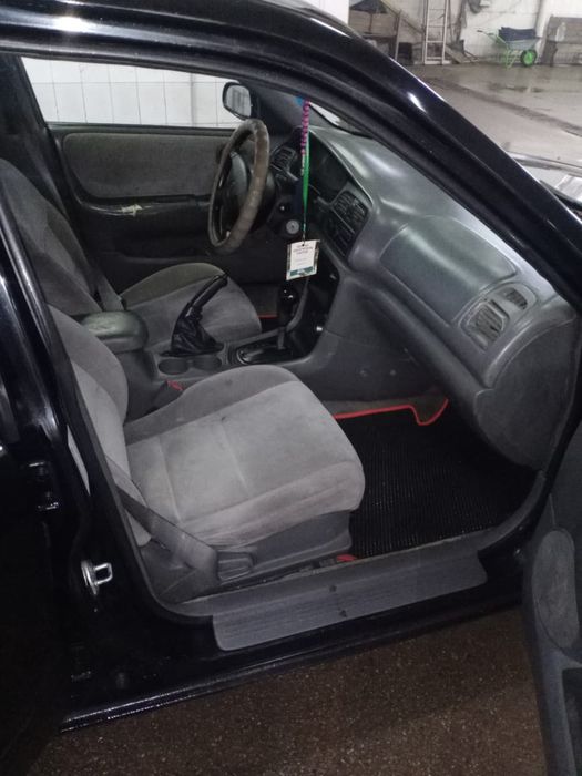 Мазда 626 выпуск 1999 года