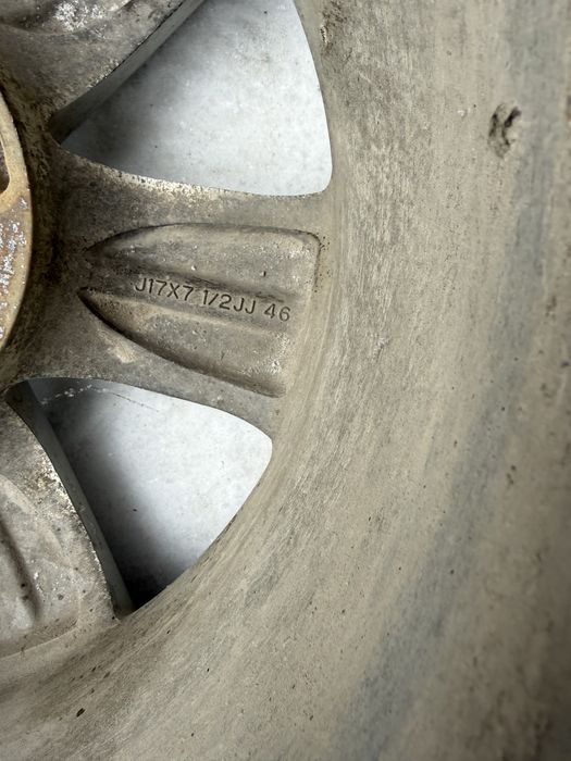 Продам колеса паджеро 4