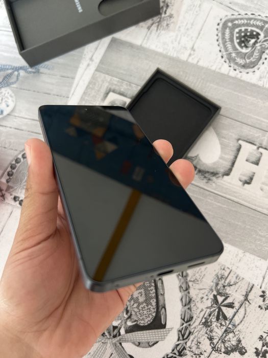 Samsung S26 256GB нов!