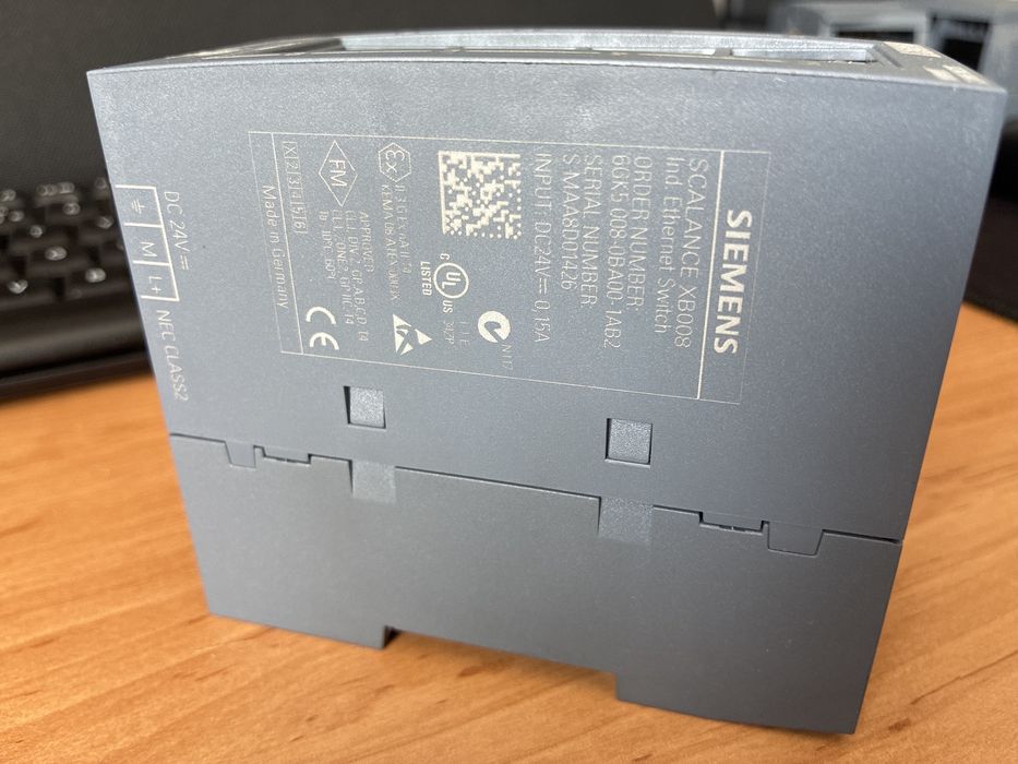 Switch  Siemens Scalance XB008