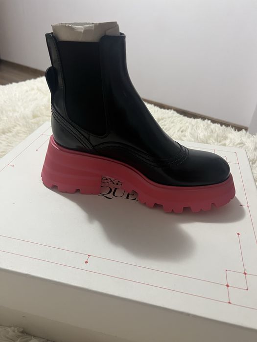 Ghete Alexander McQueen