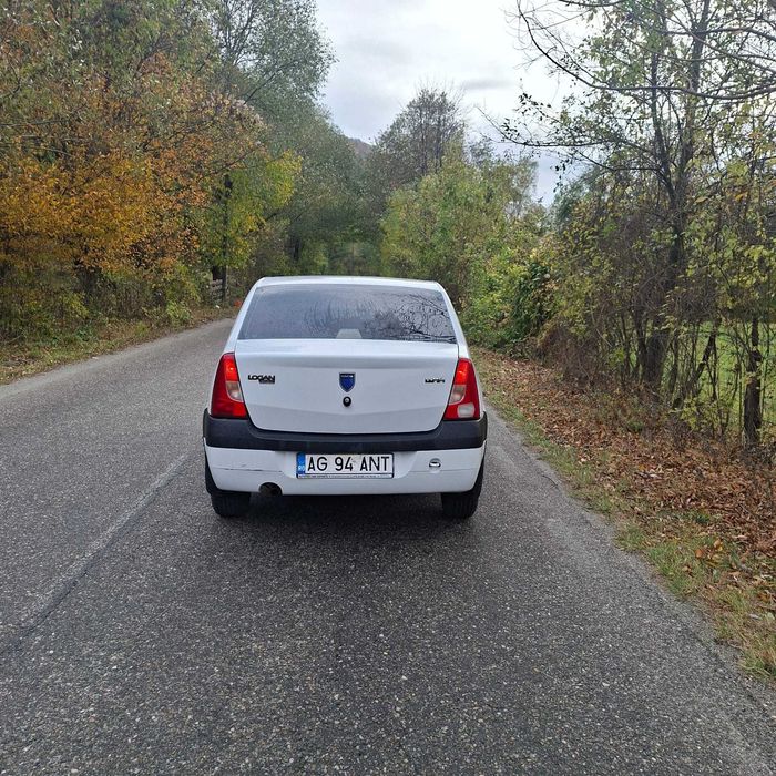 Dacia Logan 2007 benzină, 1.940 € — imagine 1