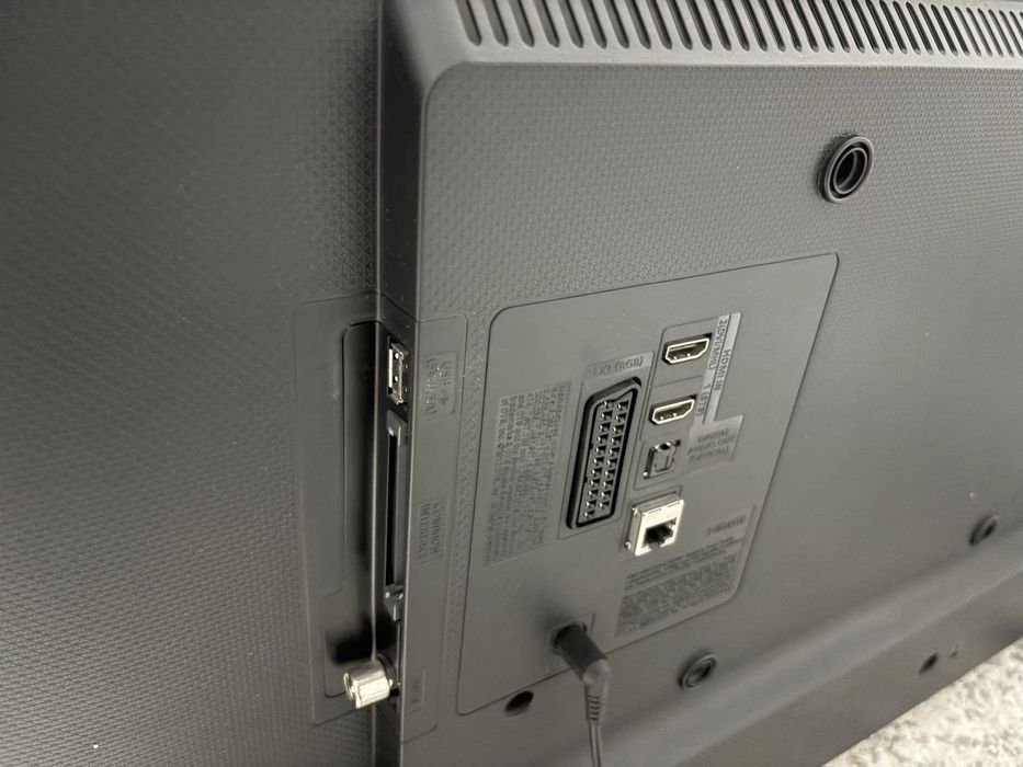 Телевизор Samsung 32