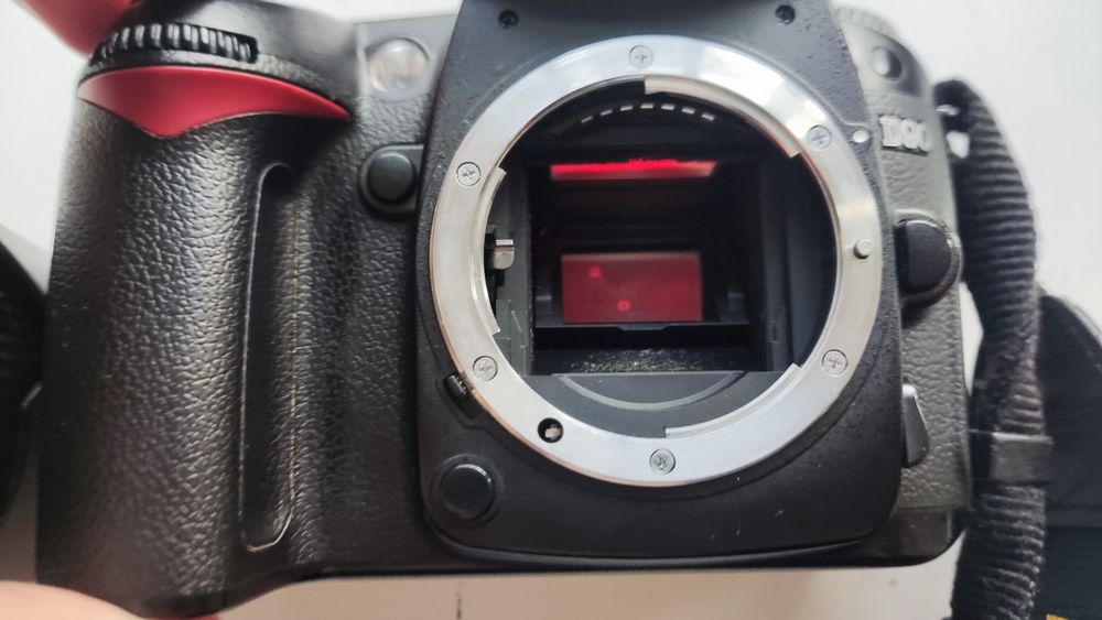 Nikon d90 - фотоаппарат