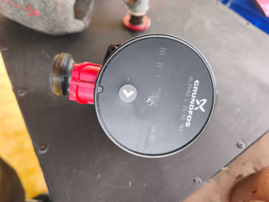 Помпа Grundfos Alpha2L