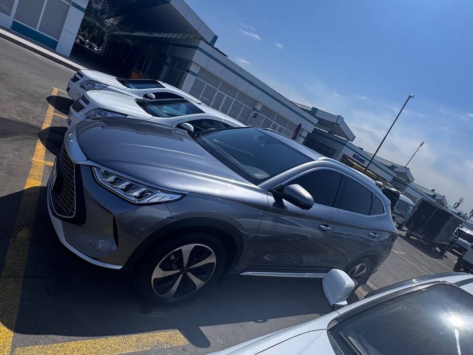 BYD SONG PLUS  1.400$ blan