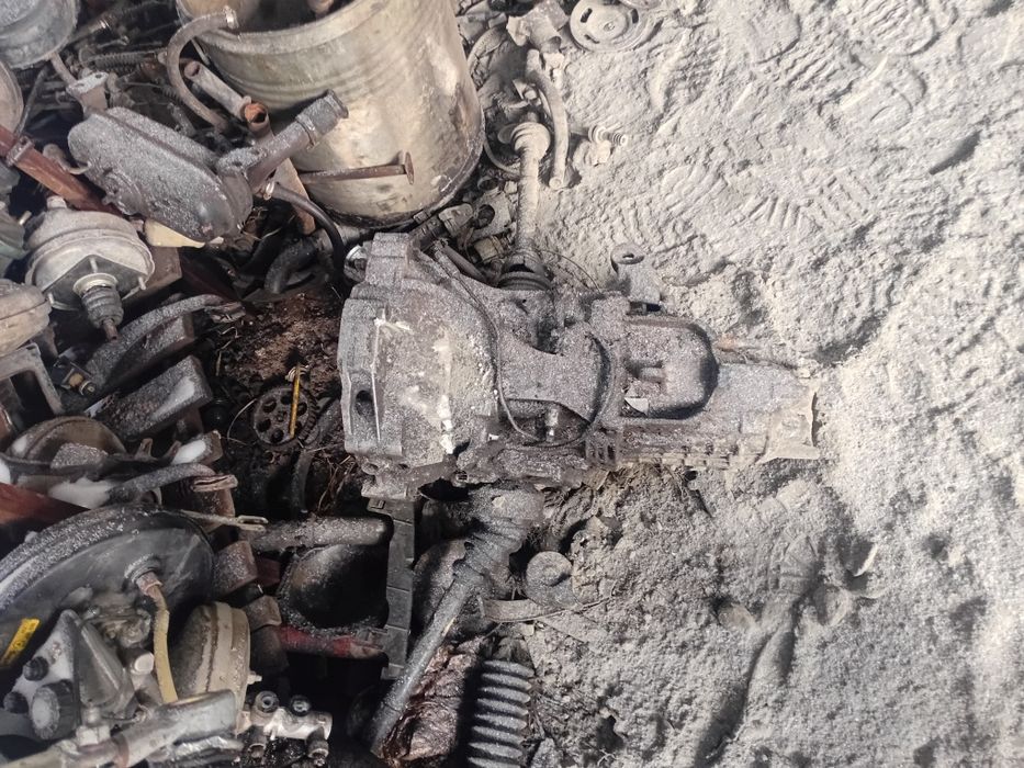 Продам кпп ауди 80 б4