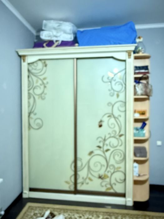 Продается шкаф купе
