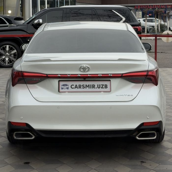 Toyota Avalon Limited full