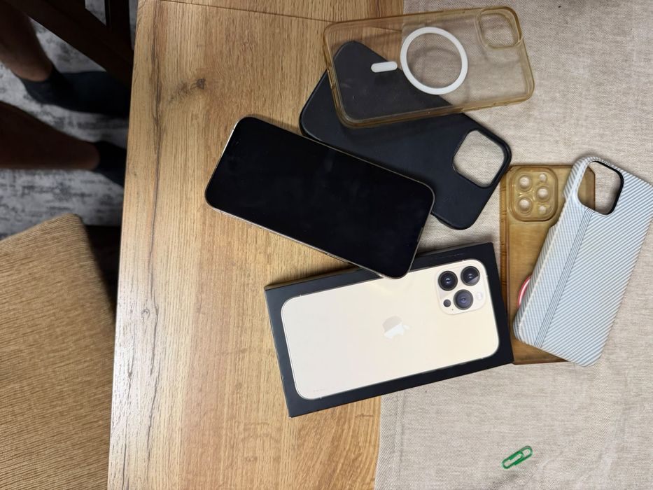 Iphone 13 pro Max Gold