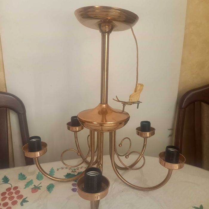 продам люстры б. у. Костанай центр