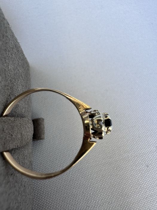 Inel aur 9 k, safir si diamante