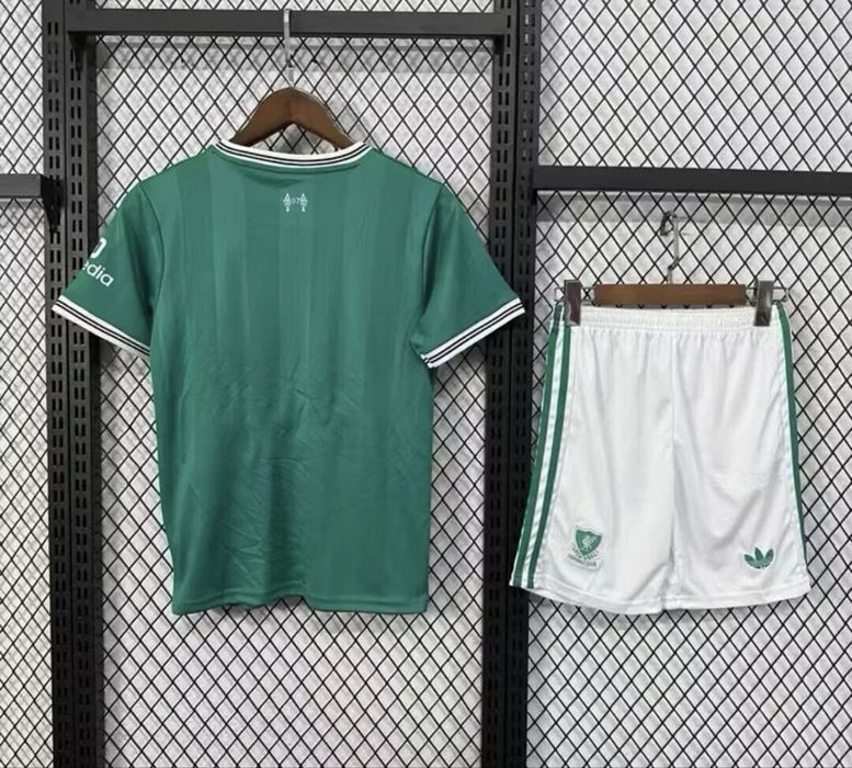 Echipament fotbal copii ( tricou + pantaloni ) , Liverpool