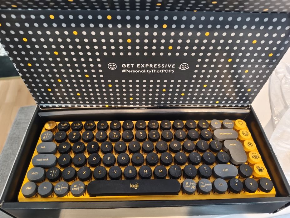 Мишка и Клавиатура Logitech pop icon