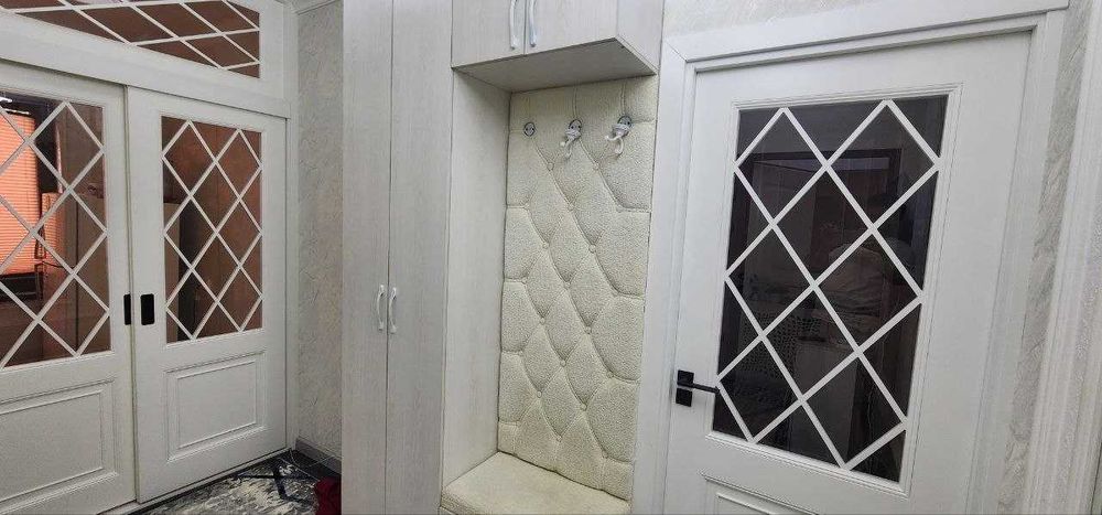 Юнусабад5, 1в2/5/5, Улучшенка 42м2, Евроремонт, Мебель + тех Да Фулл