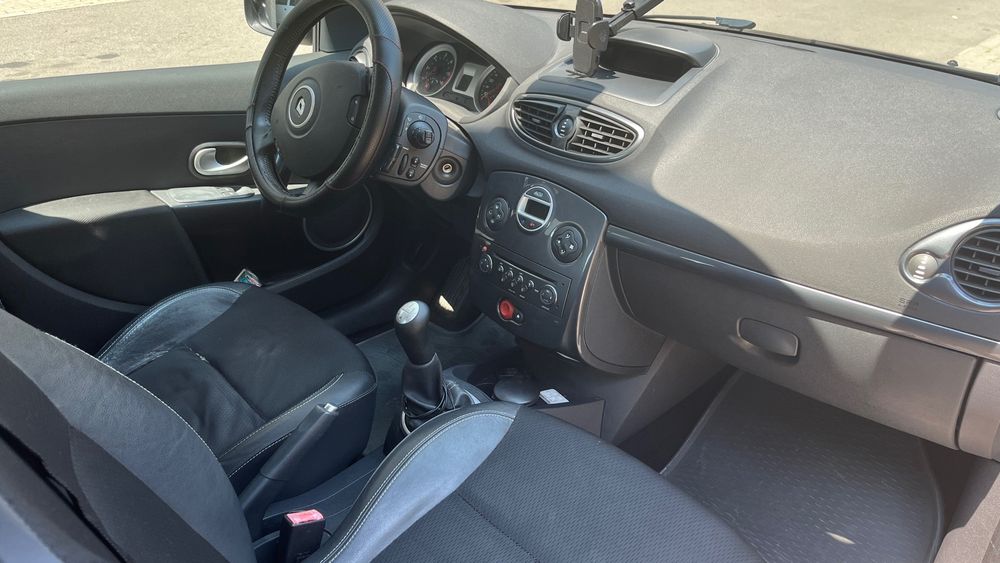 RENAULT Clio 2006 — imagine 10