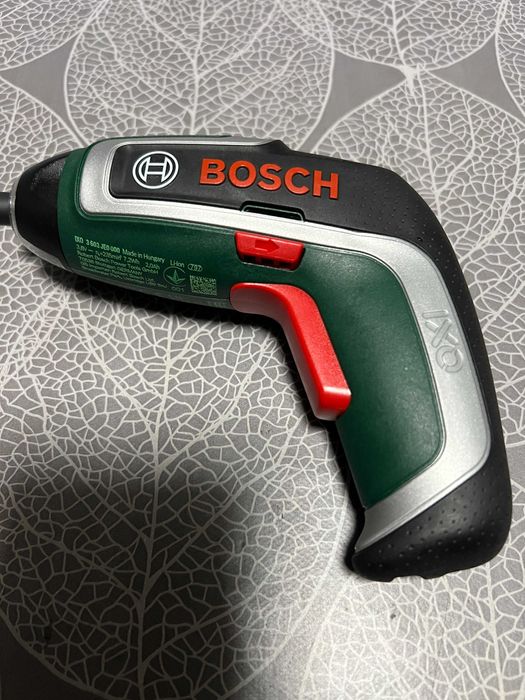 Акумулаторна отвертка Bosch Ixo 7
