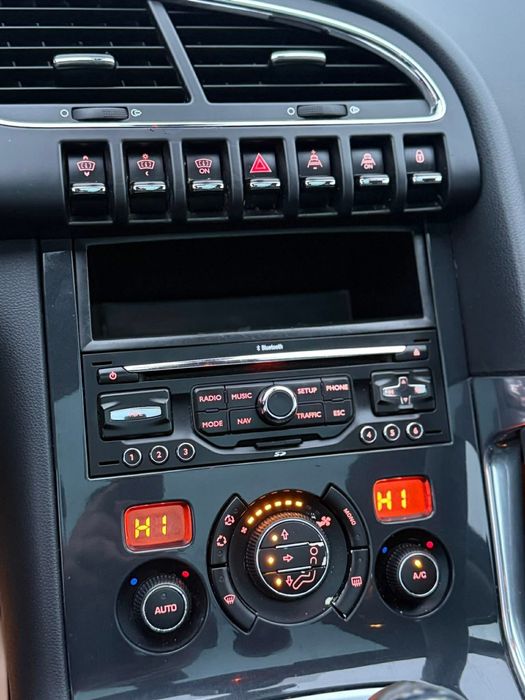 Vand/Schimb Pegeout 3008 1.6HDi  /2010 / panoramic/full