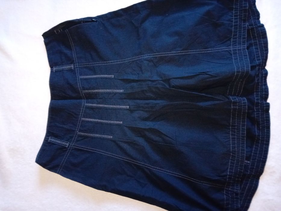 Vând fuste ptr.damă