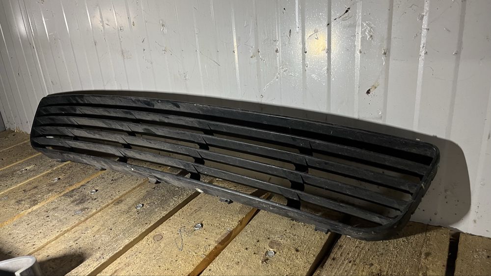 Решетка Seat Alhambra 2000-