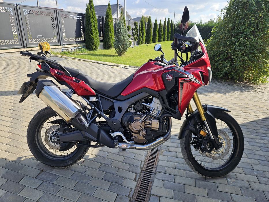 Honda Africa Twin Automată!