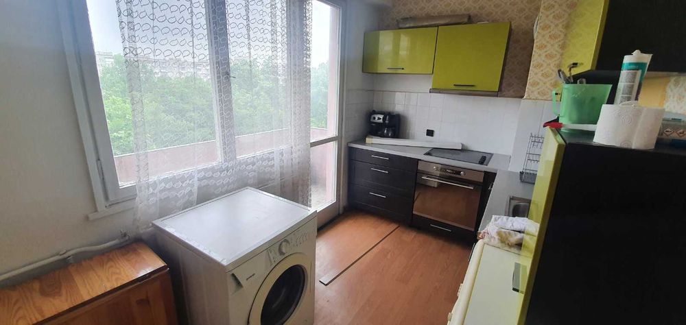 Продава се Двустаен апартамент в София, Младост 1 - 60 кв.м за 2000 €/кв.м - Снимка #1